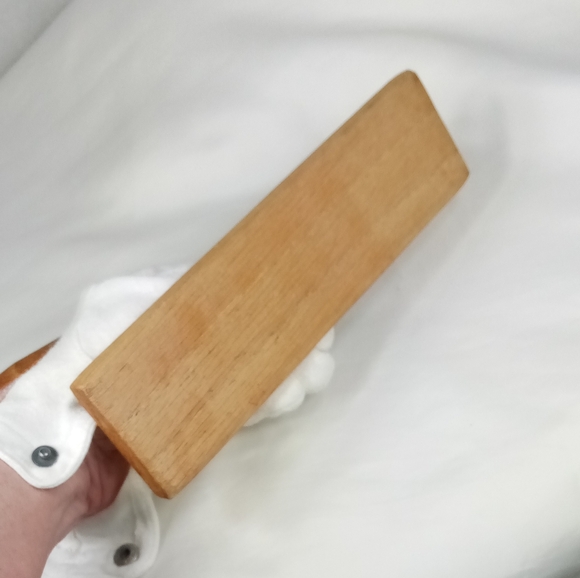 Reeds Rocket Nut Cracker Model 816 With Original Box - Picture 9 of 10